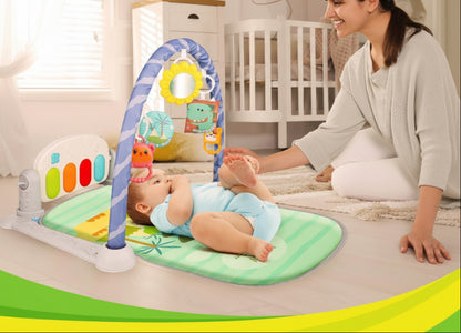 tapis éveil bébé couche avec maman